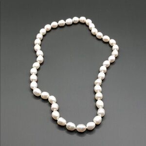 Genuine cultured ring pearls beaded collar necklace hidden clasp single strand .